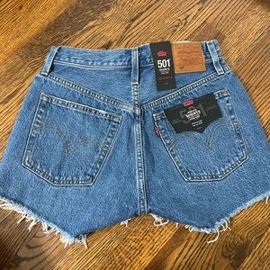 Levi’s 501 Original Cutoff Denim Short - Athens